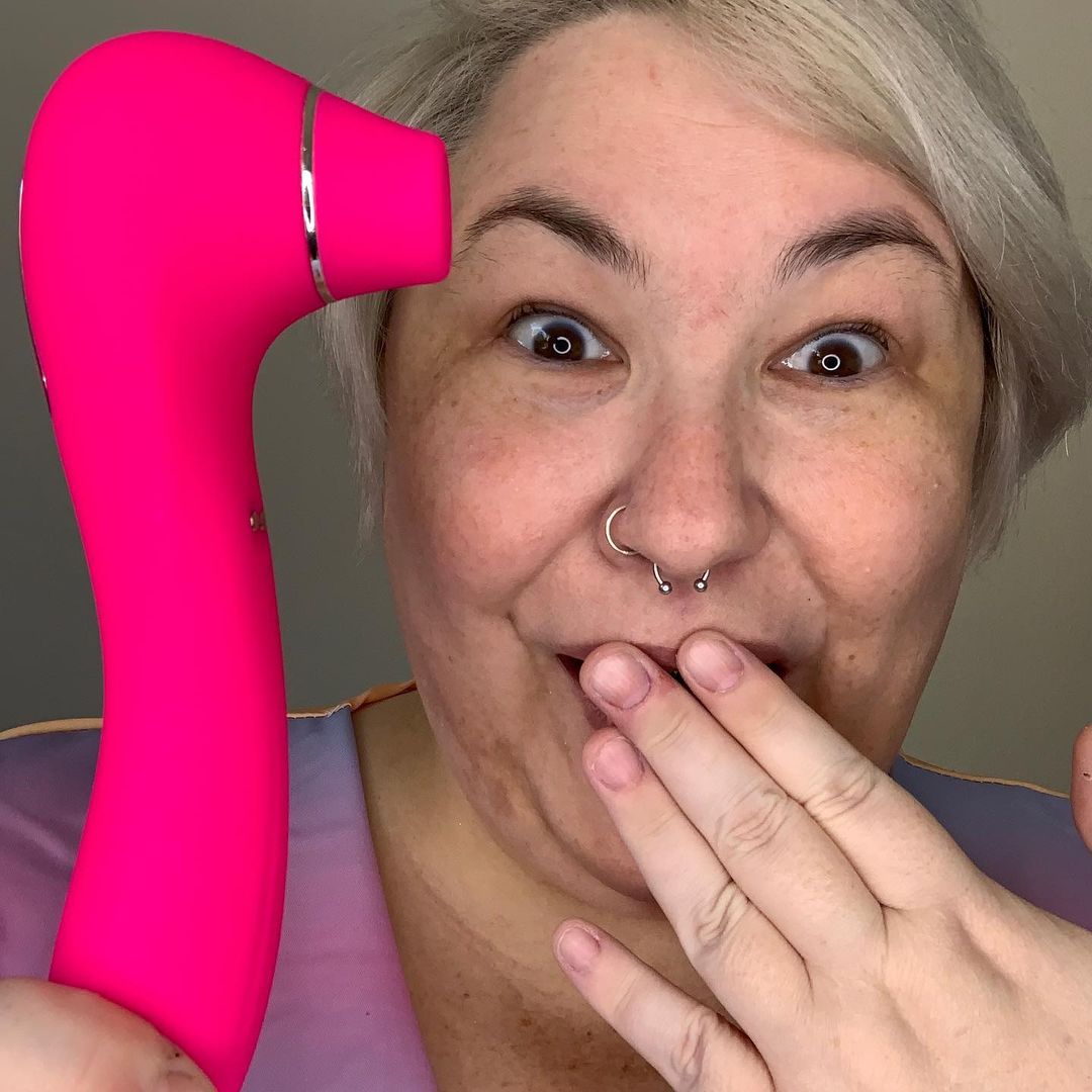 Confident woman with Senna